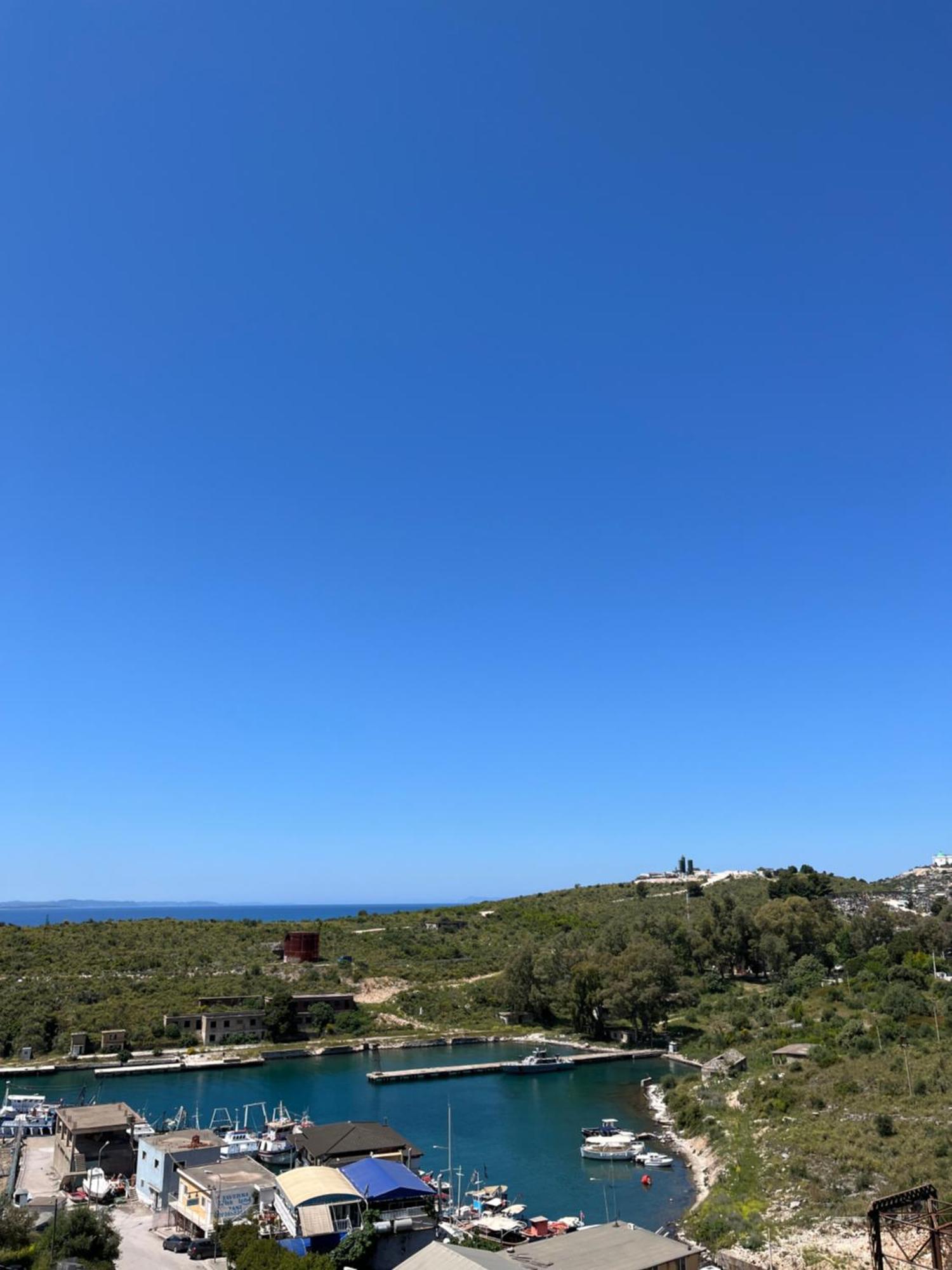 Del Mare Hotel Sarande Bagian luar foto